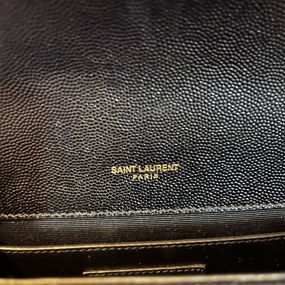 Yves Saint Laurent Black Chevron Shoulder Bag - Picture 11 of 12